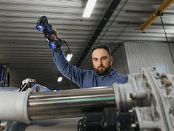 The lightweight HandyScan Black Elite can be operated with one hand. The lightweight HandyScan Black Elite can be operated with one hand.