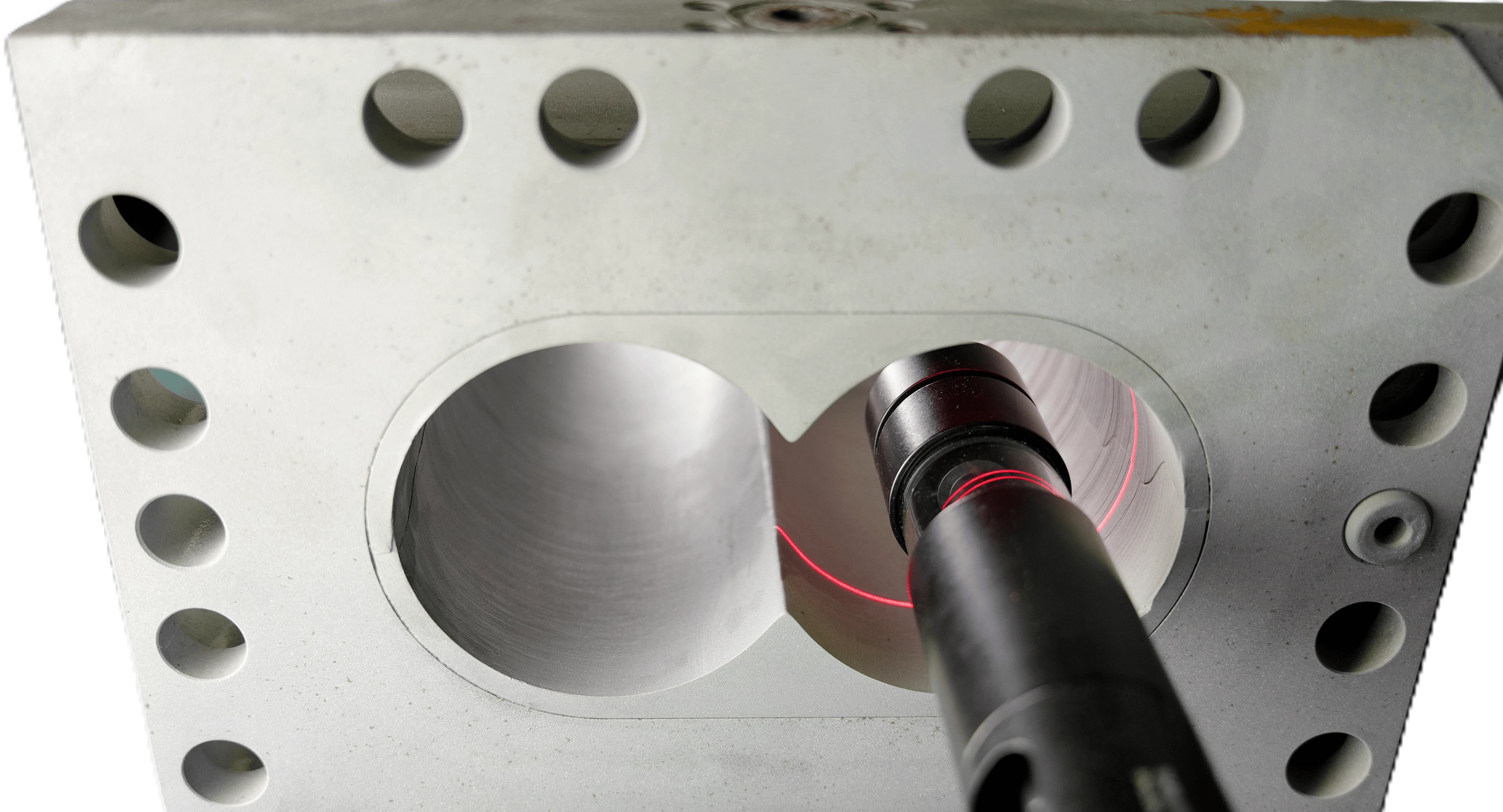 GL Control's Citris precisely records the internal geometry of extruder barrels and allows users to identify and address issues.