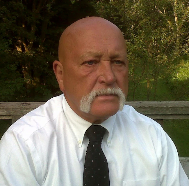 69c55df8db5b9b4910ff3e51 Gerry Hobson