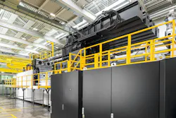 Engel has built an injection molding machine with a clamping force of about 12,000 tons. Engel has built an injection molding machine with a clamping force of about 12,000 tons.