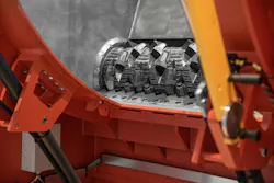 The W5.22 has easy access to the rotor and cutting chamber with a built-in rear inspection flap.